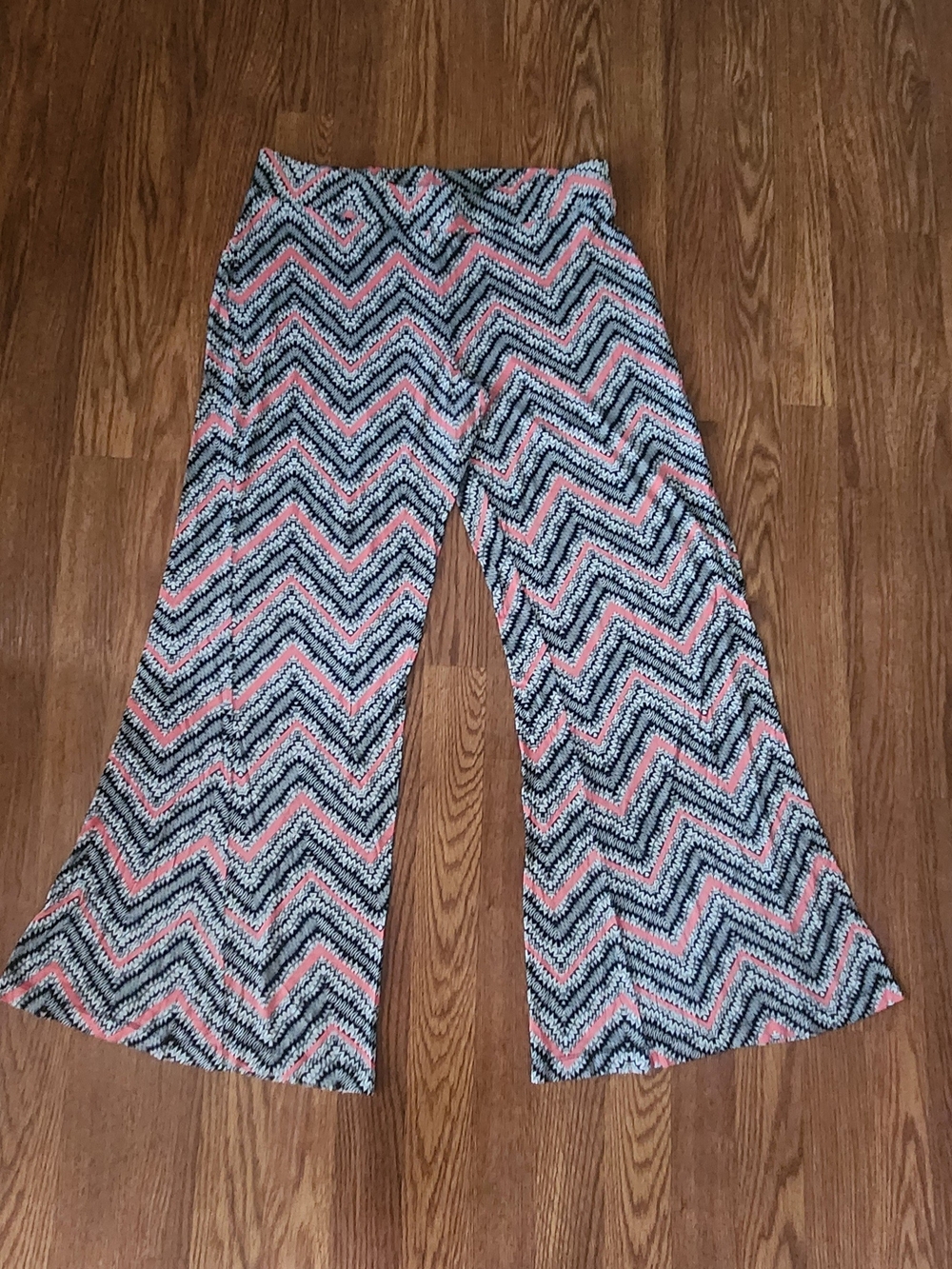 Mossimo Supply Co. Coral and Black Chevron Wide-Leg Pants